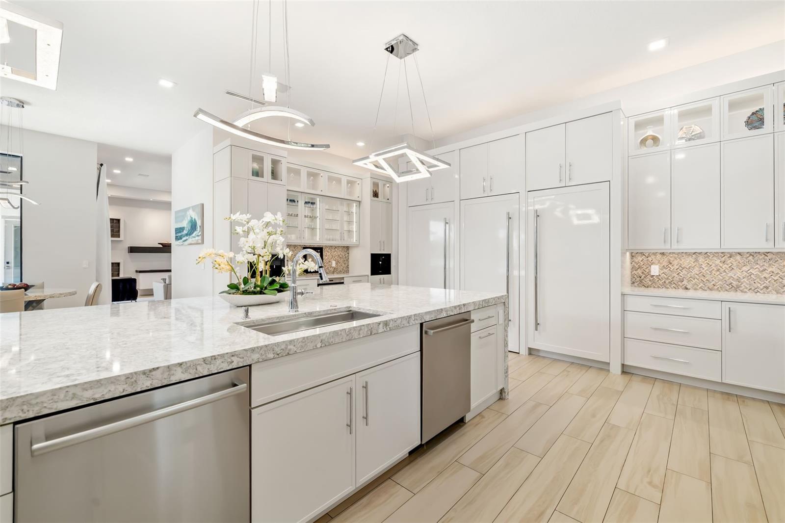 A4670256 Property Photo