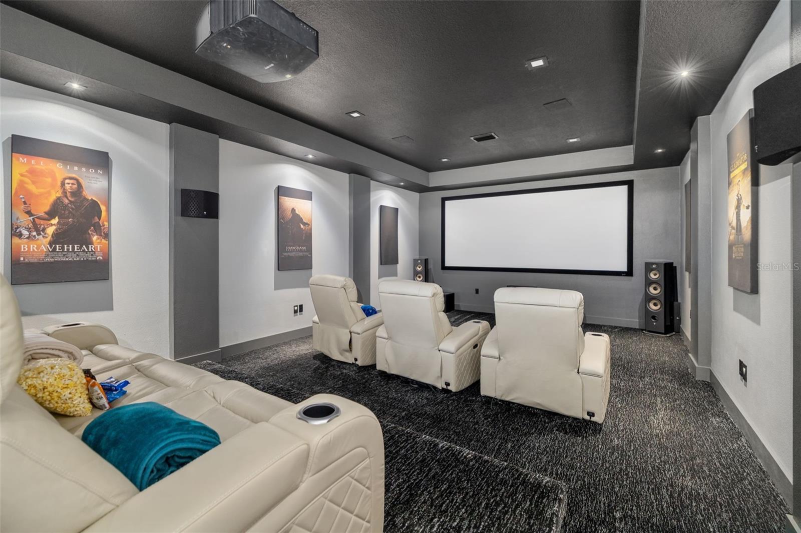 A4670256 Property Photo