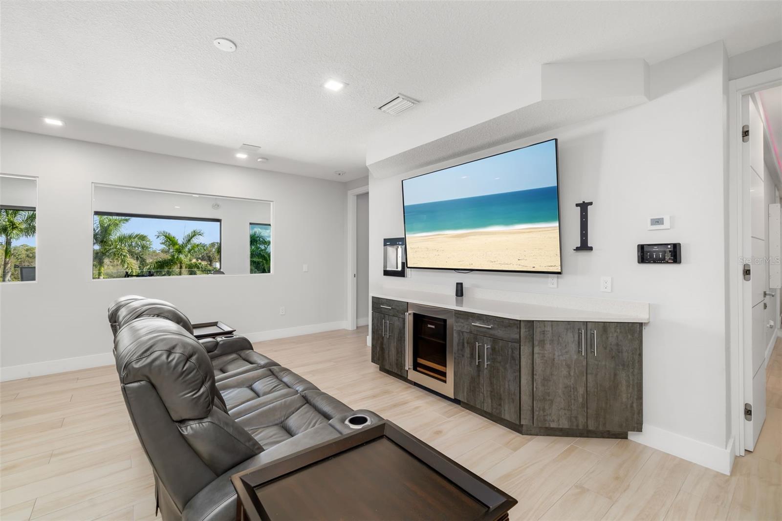 A4670256 Property Photo