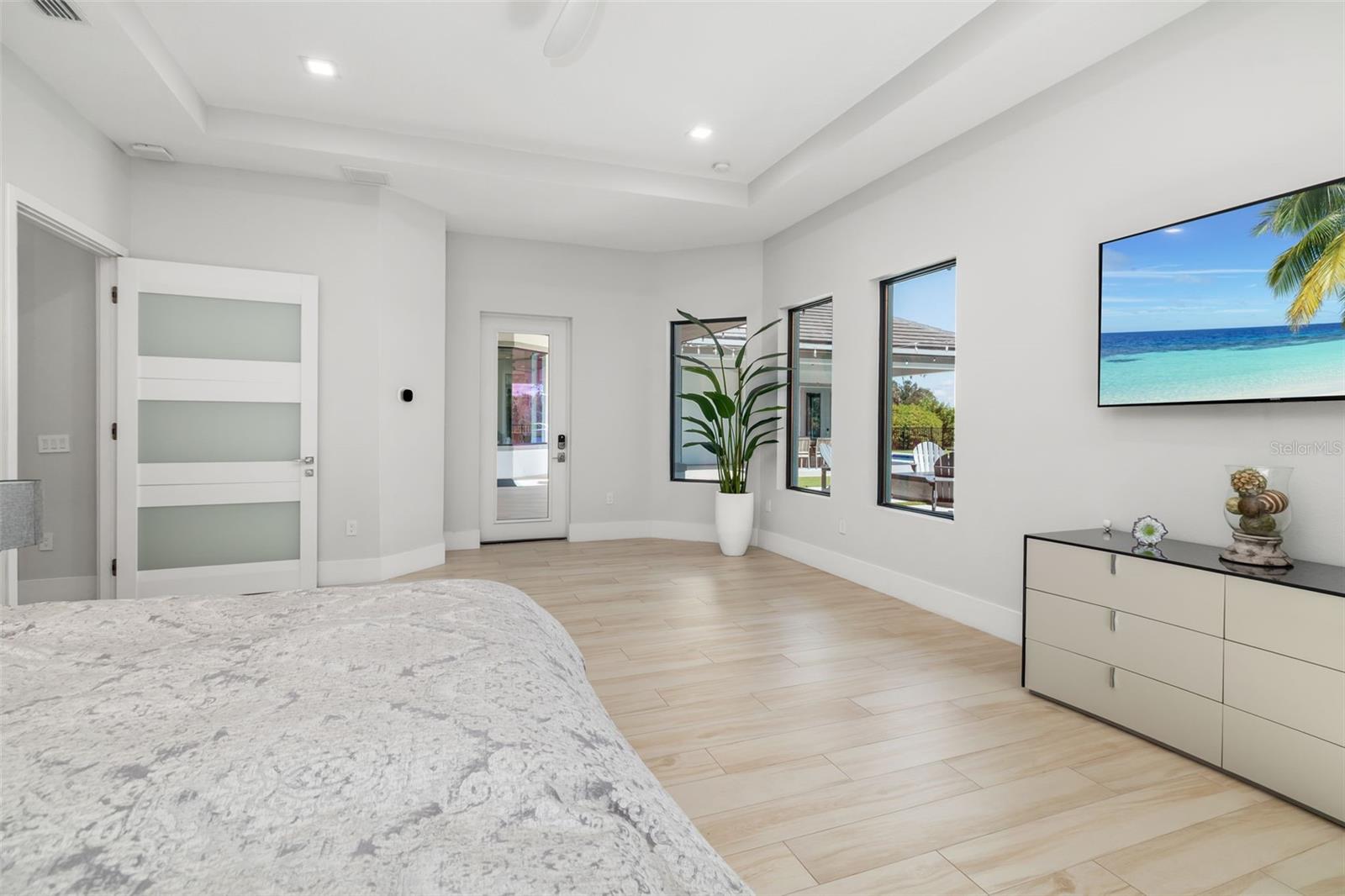 A4670256 Property Photo