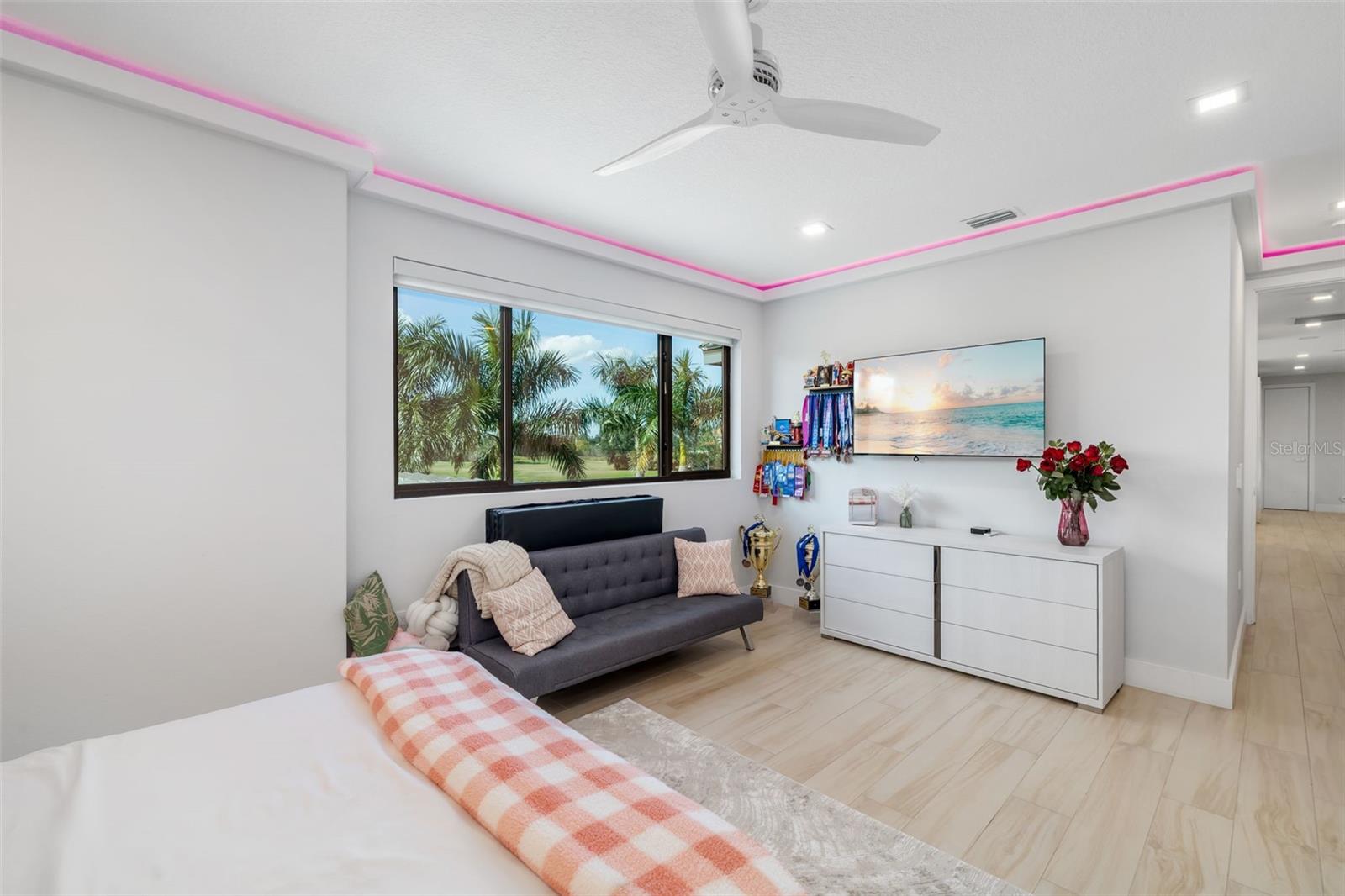 A4670256 Property Photo