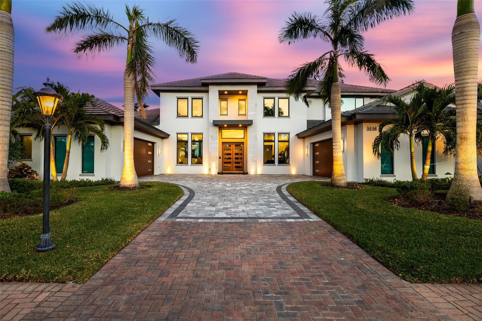 A4670256 Property Photo