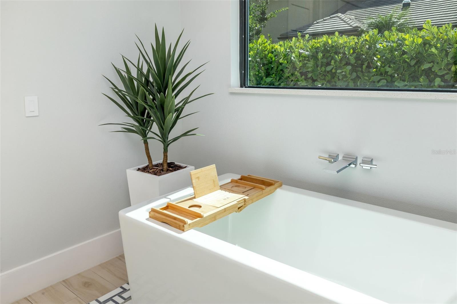 A4670256 Property Photo