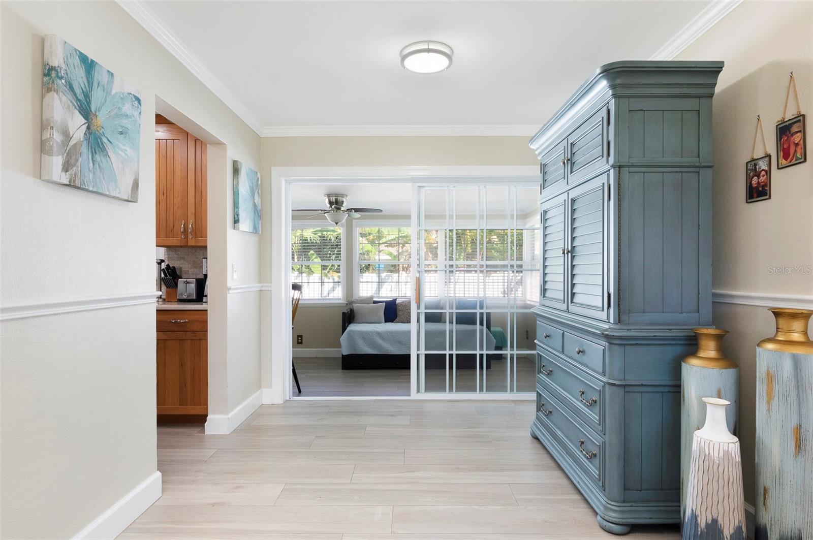 This 9X9 area is located between the Living Room and the Florida Room, just off the other side of the kitchen. Some people have used this area as a secondary dining area, or perhaps as office space.
