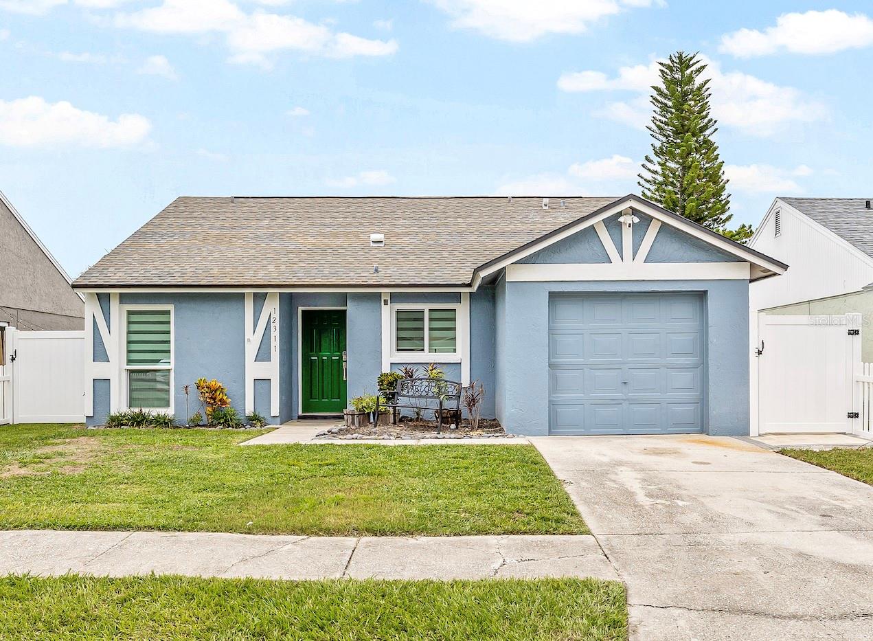 12311 CLOVERSTONE DR, TAMPA, FL, 33624