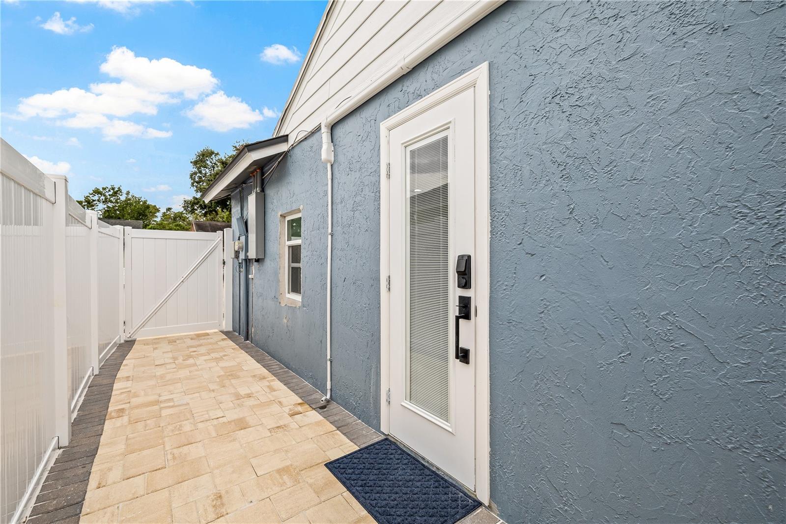 12311 CLOVERSTONE DR, TAMPA, FL, 33624