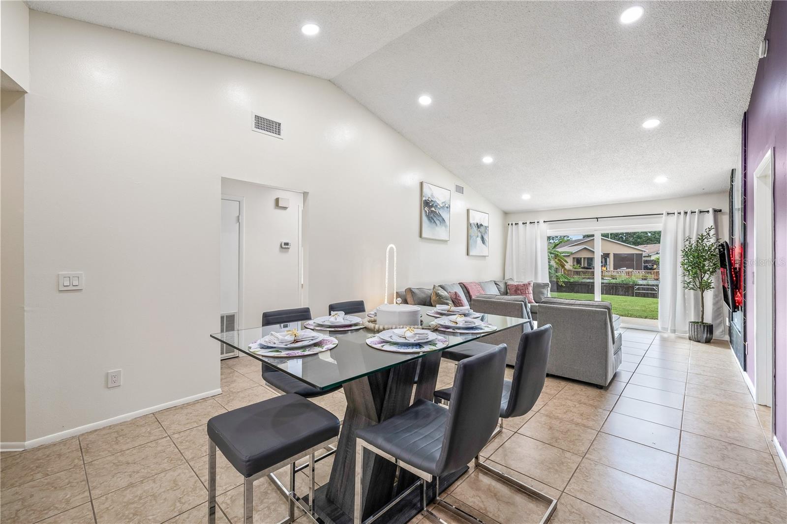 12311 CLOVERSTONE DR, TAMPA, FL, 33624