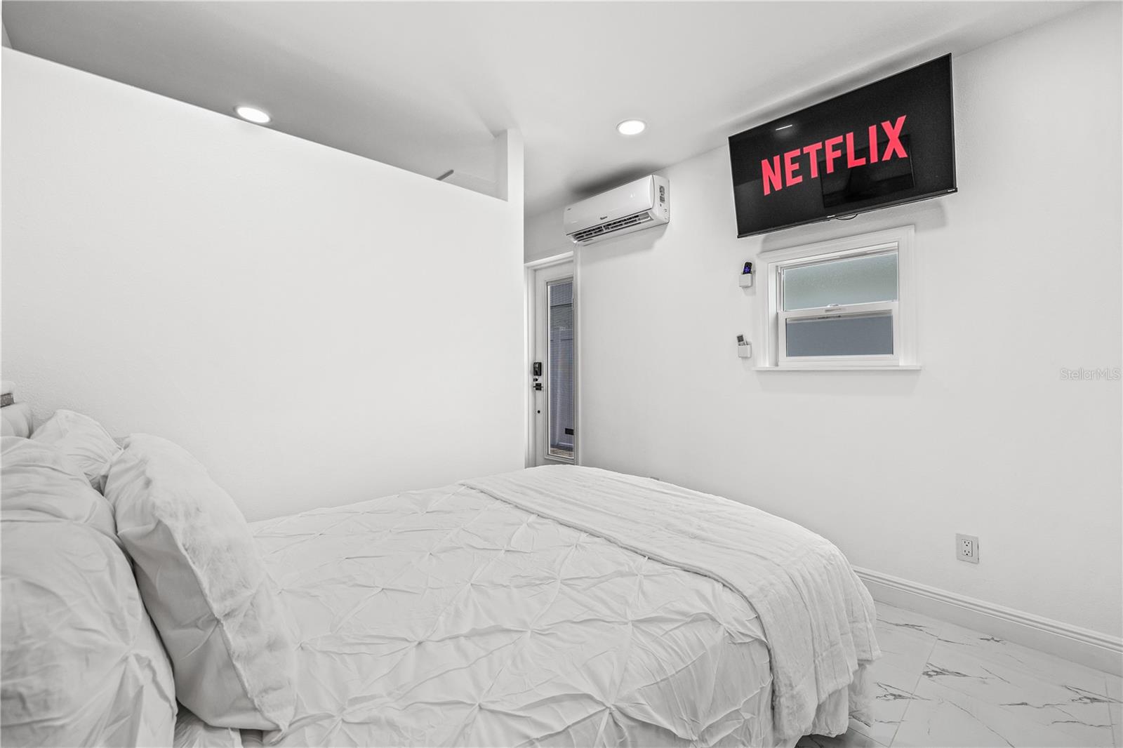 12311 CLOVERSTONE DR, TAMPA, FL, 33624