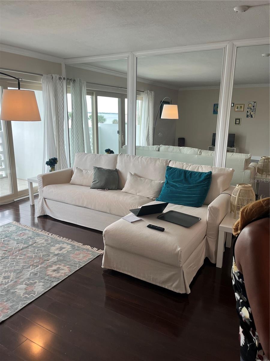 2401 BAYSHORE BLVD #302, TAMPA, FL, 33629