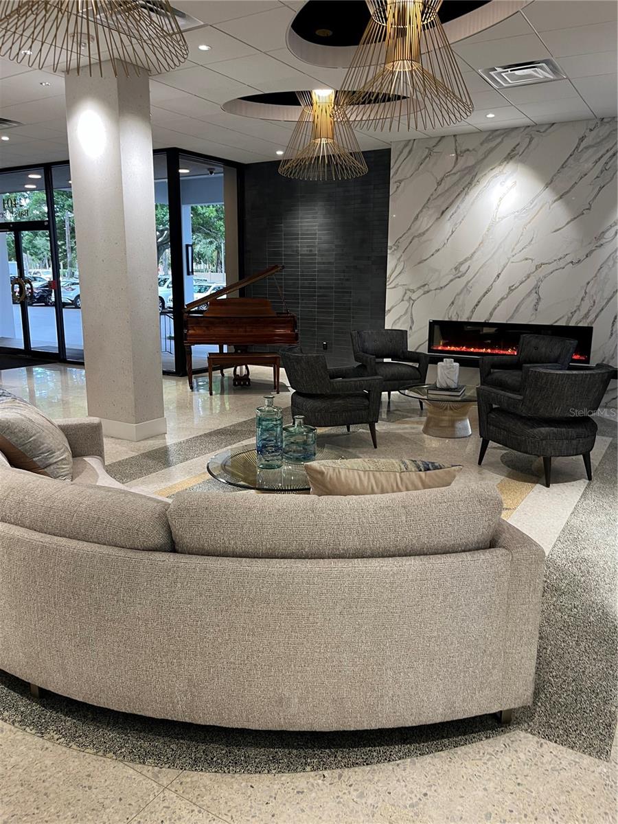 2401 BAYSHORE BLVD #302, TAMPA, FL, 33629