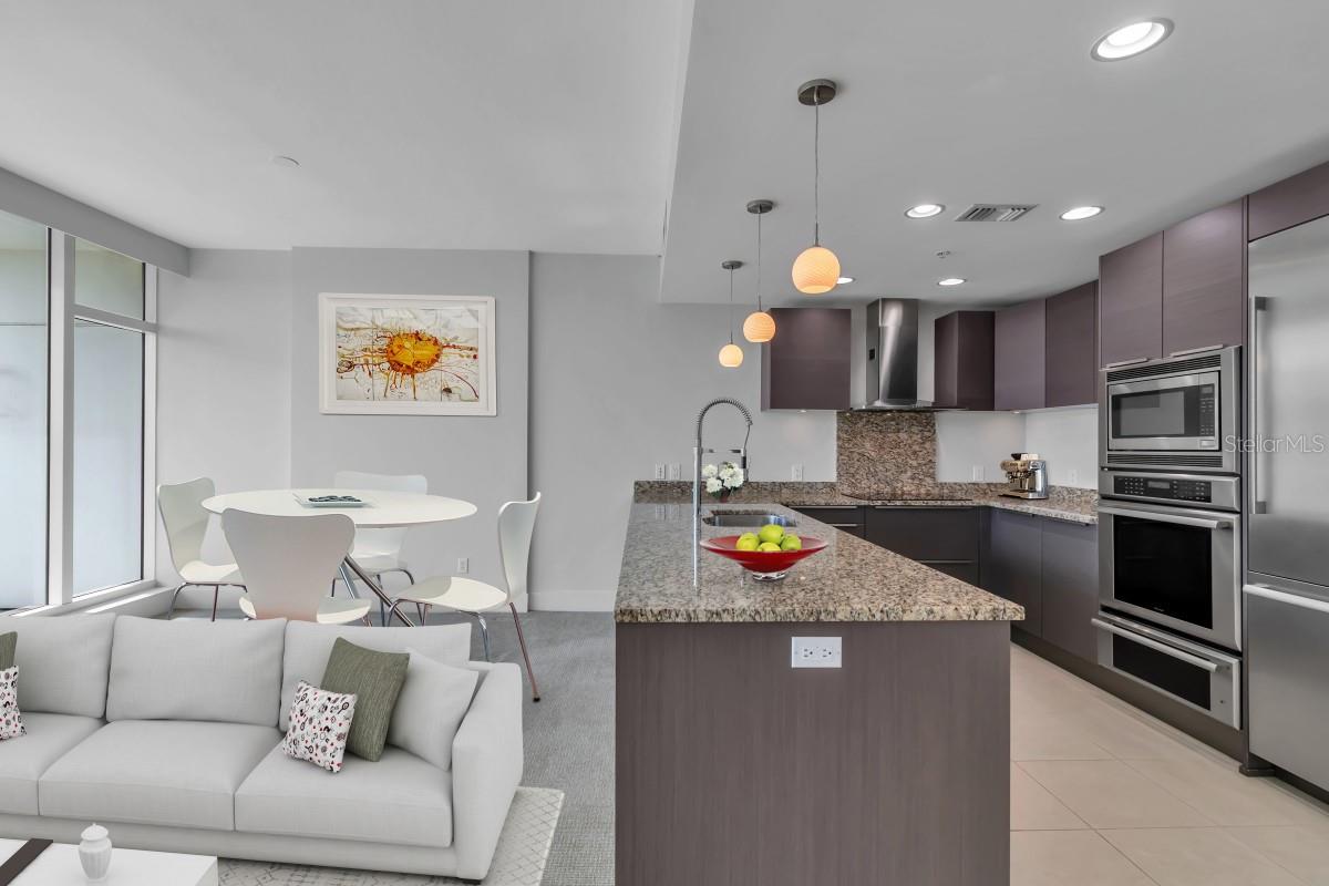 175 1ST ST S #404, ST PETERSBURG, FL, 33701