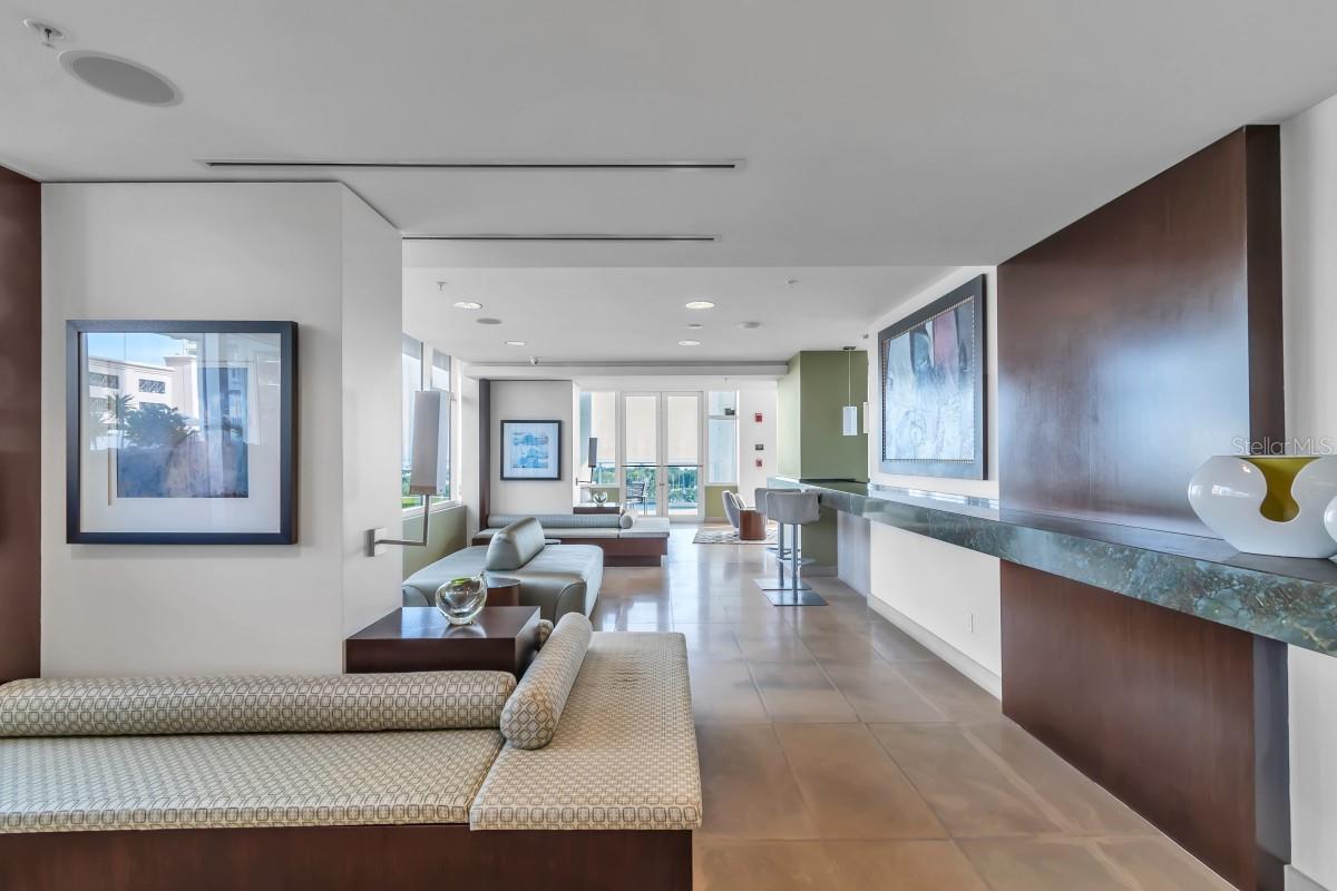 175 1ST ST S #404, ST PETERSBURG, FL, 33701