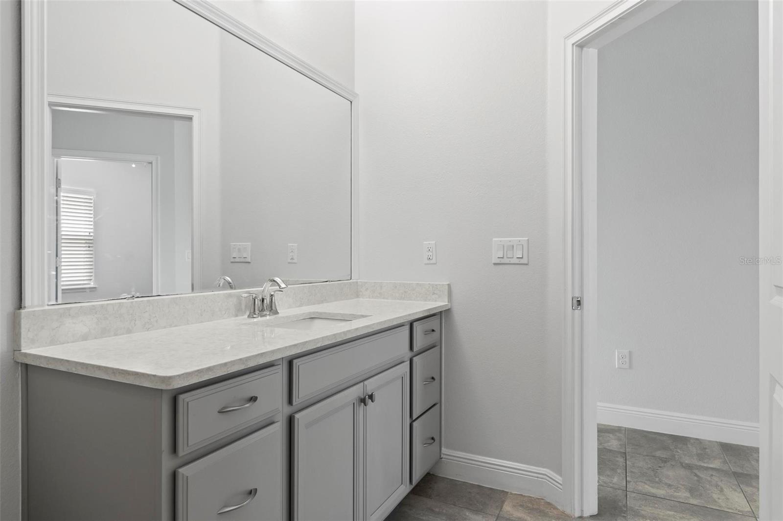 5400 HUTCHINSON ST, PORT ORANGE, FL, 32128