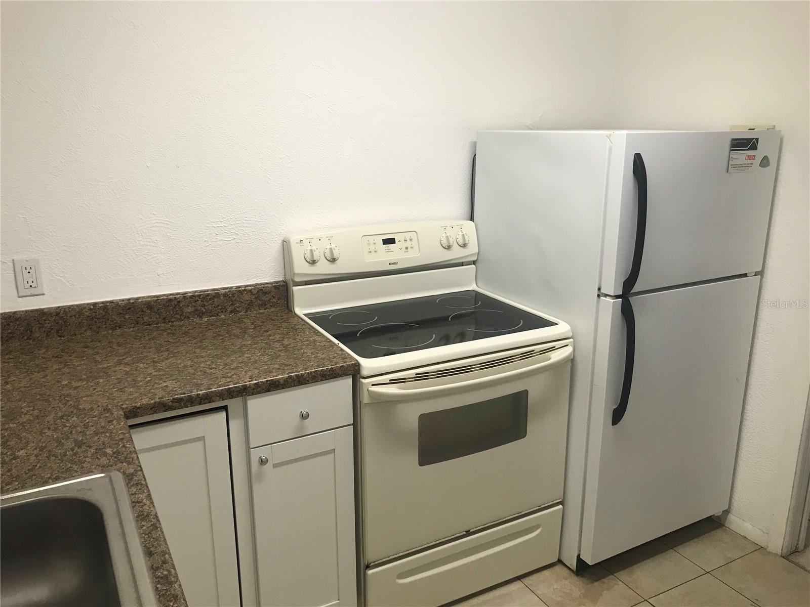 3943 FREEDOM AVE, SARASOTA, FL, 34231