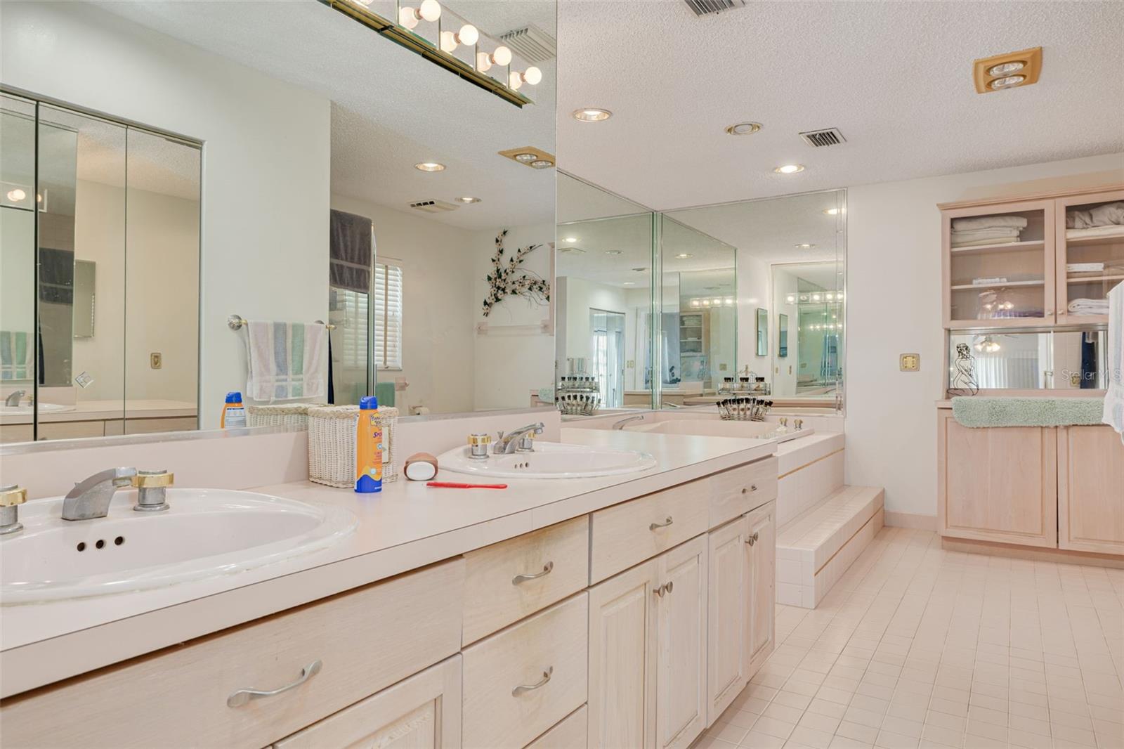 4927 62ND AVE S, ST PETERSBURG, FL, 33715