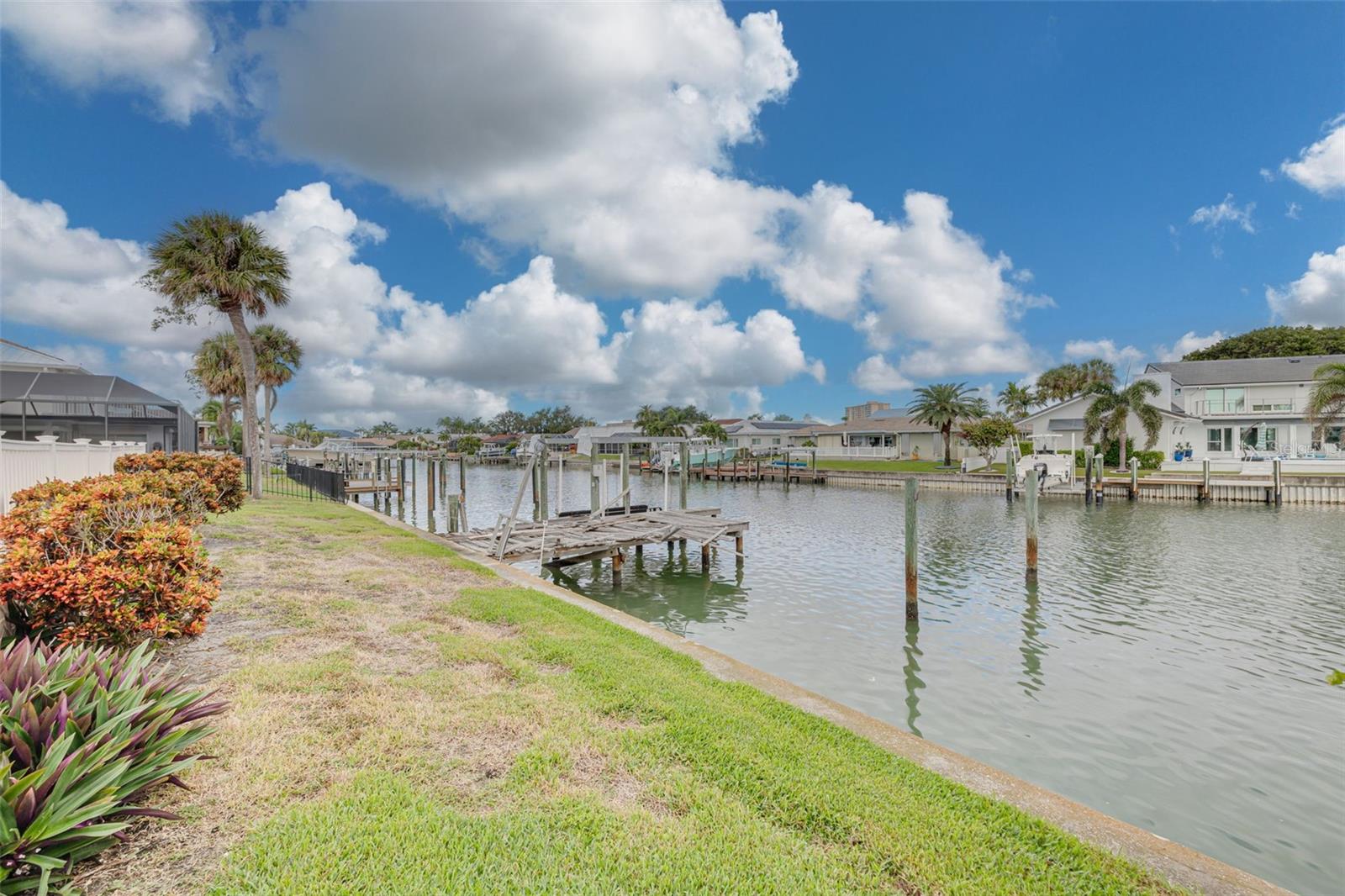 4927 62ND AVE S, ST PETERSBURG, FL, 33715