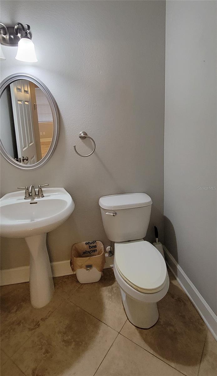 2218 MUSSELWHITE AVE, ORLANDO, FL, 32804