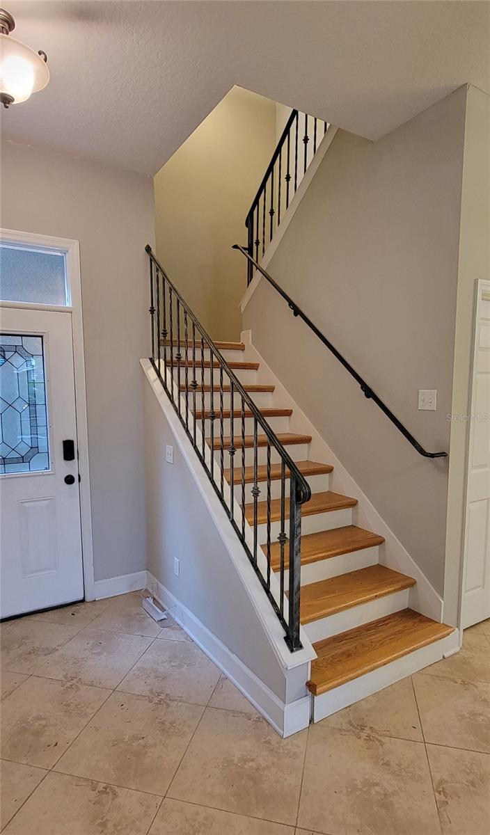 2218 MUSSELWHITE AVE, ORLANDO, FL, 32804