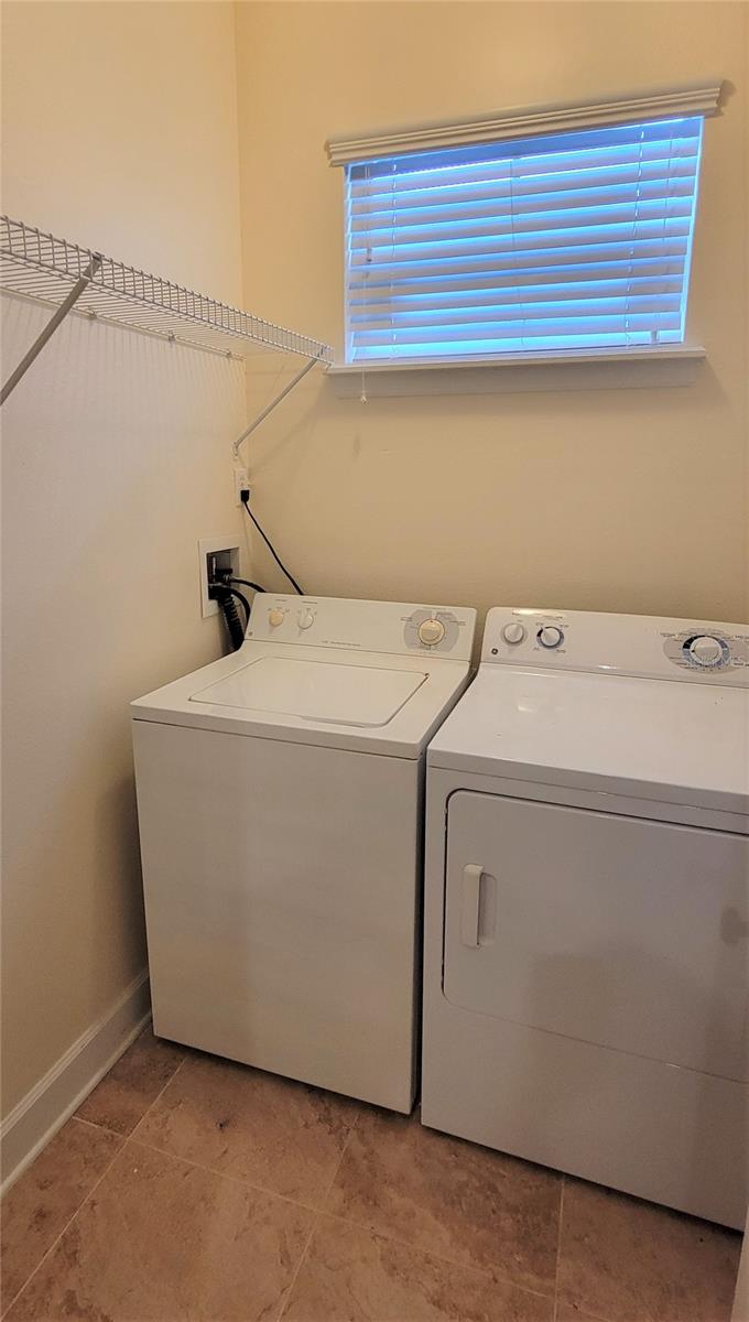 2218 MUSSELWHITE AVE, ORLANDO, FL, 32804