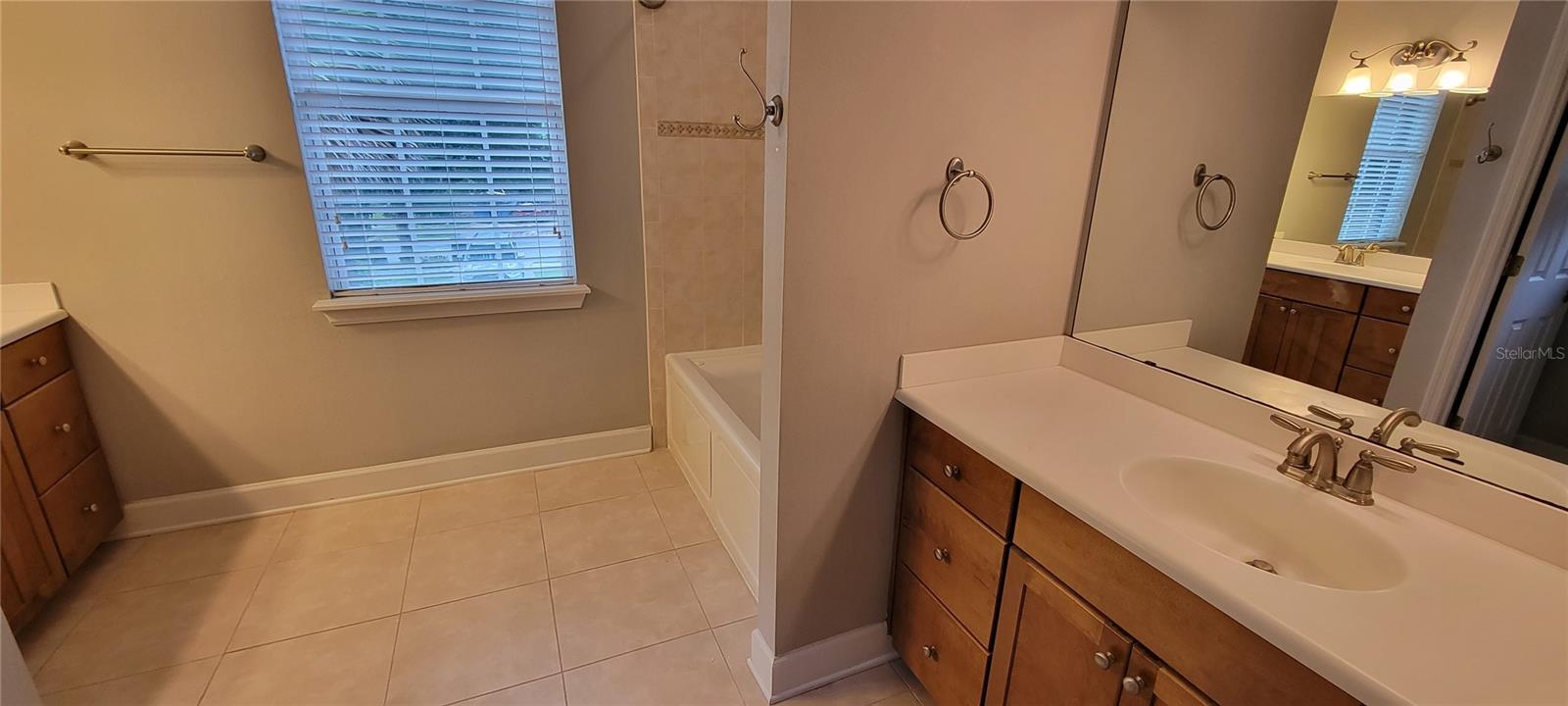 2218 MUSSELWHITE AVE, ORLANDO, FL, 32804