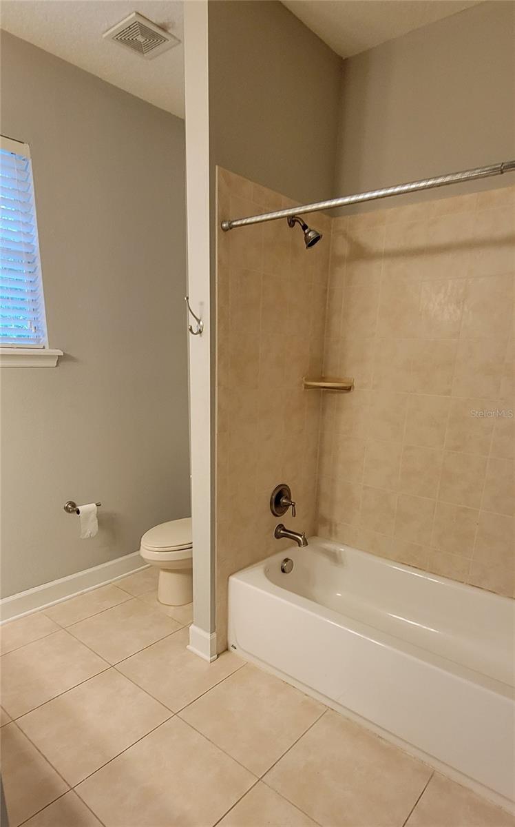 2218 MUSSELWHITE AVE, ORLANDO, FL, 32804