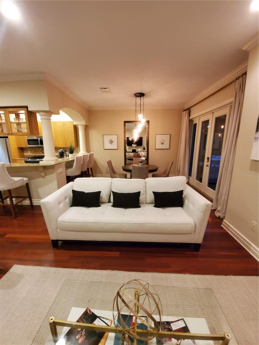 ASBURY PARK VILLAS & TOWNHOU, TAMPA, FL, 33611