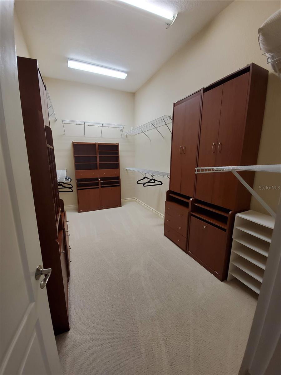 ASBURY PARK VILLAS & TOWNHOU, TAMPA, FL, 33611