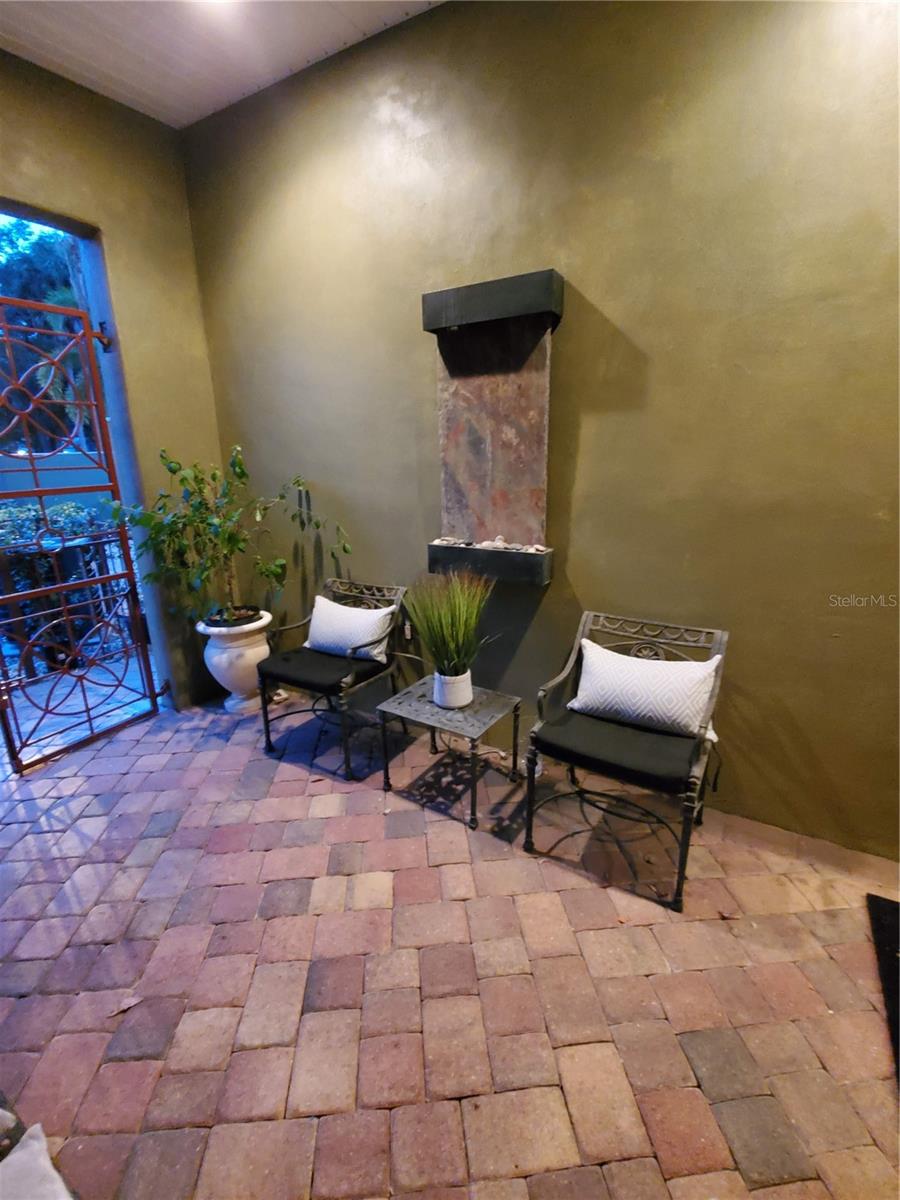 ASBURY PARK VILLAS & TOWNHOU, TAMPA, FL, 33611