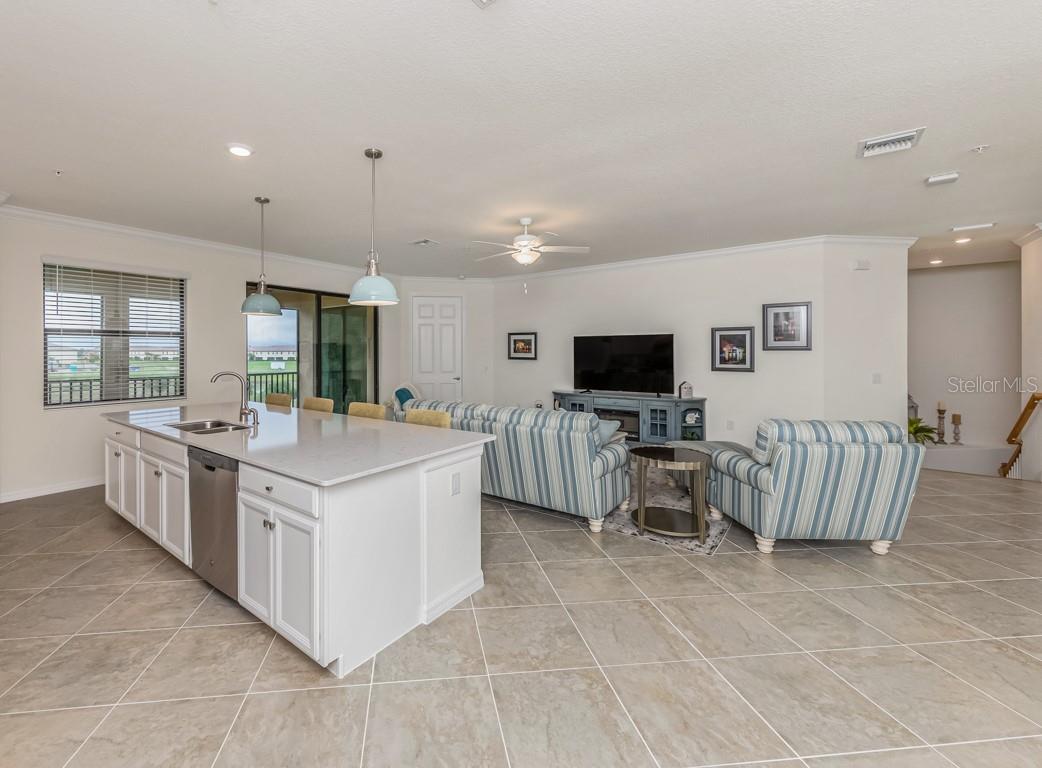 12550 GHIBERTI CIR #201, VENICE, FL, 34293