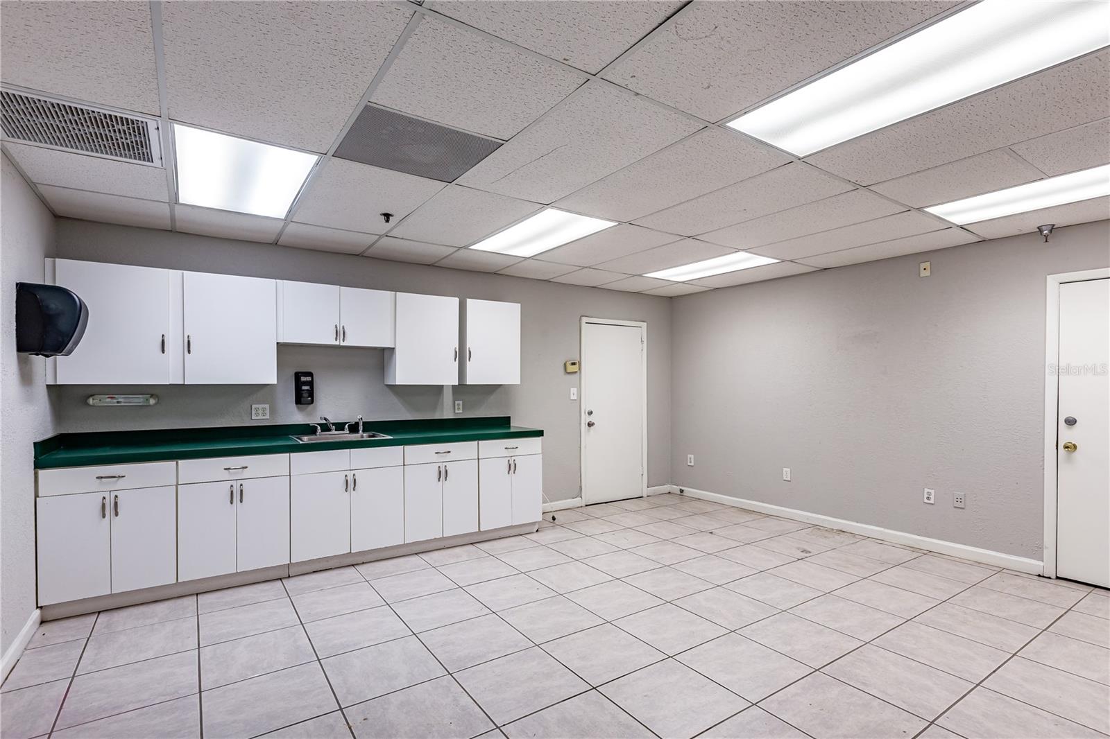 4501 E COLUMBUS DR #3, TAMPA, FL, 33605