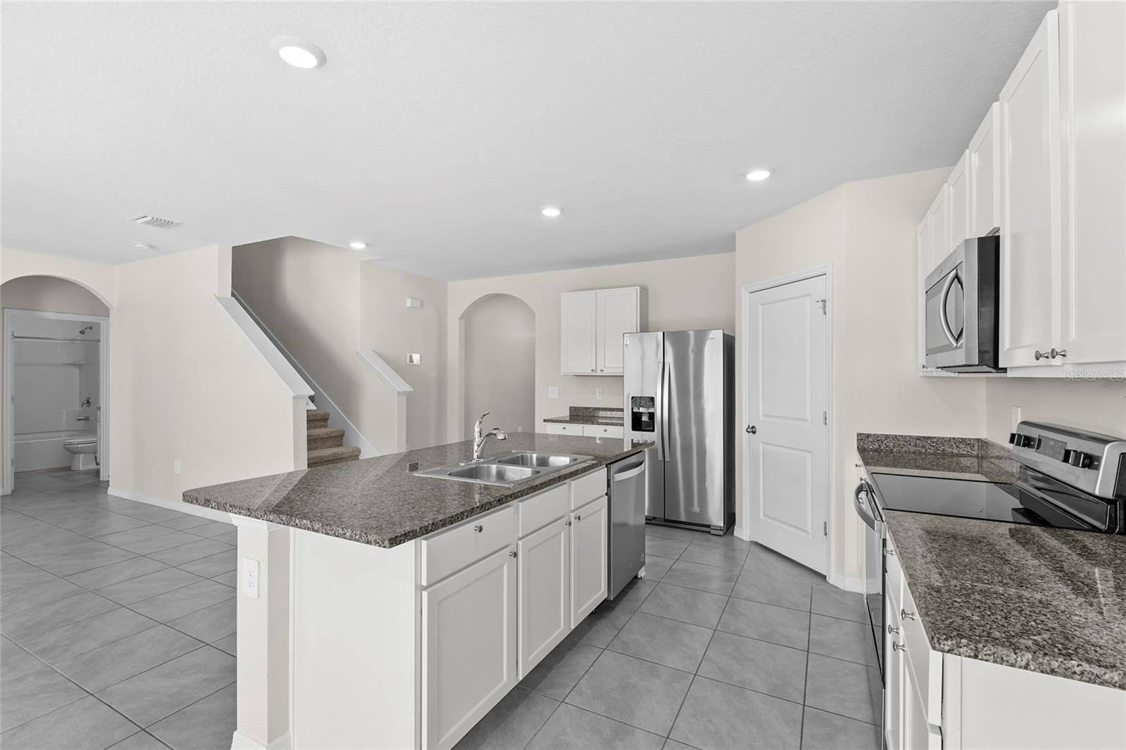 17448 HARVEST MOON WAY, BRADENTON, FL, 34211