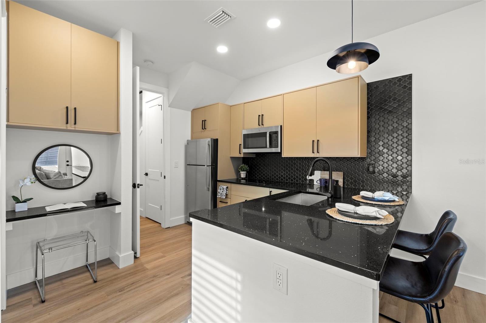 212 W EUCLID AVE #B, TAMPA, FL, 33602