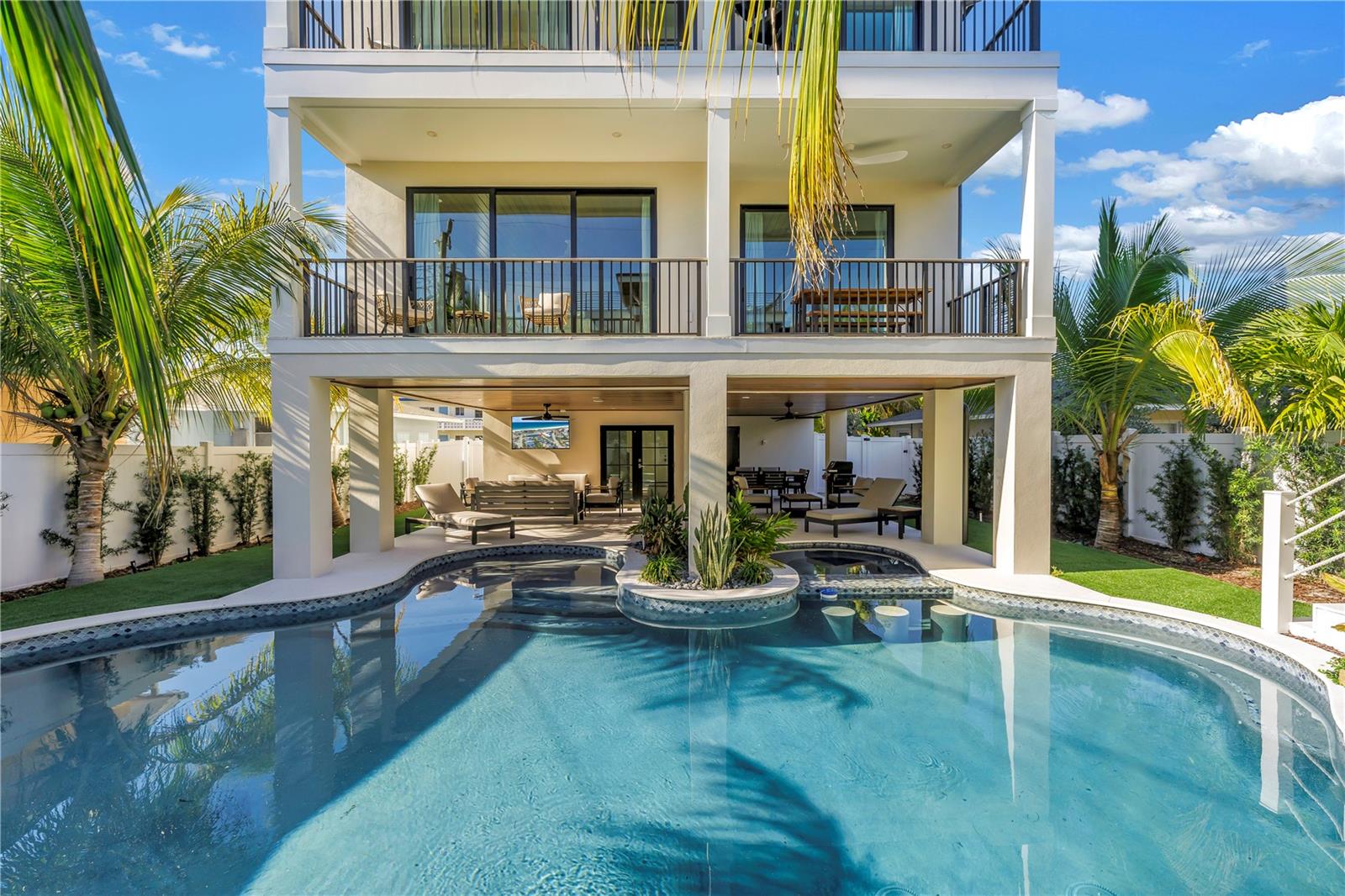 A4670283 Property Photo