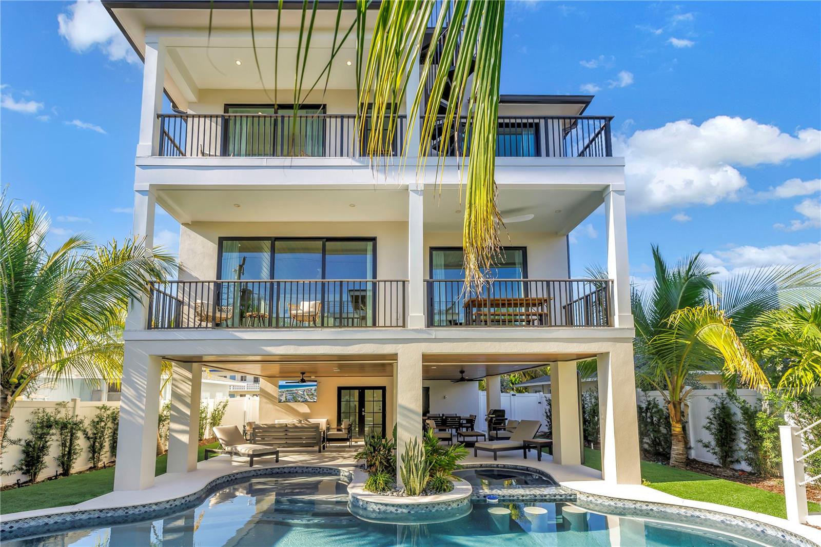 A4670283 Property Photo