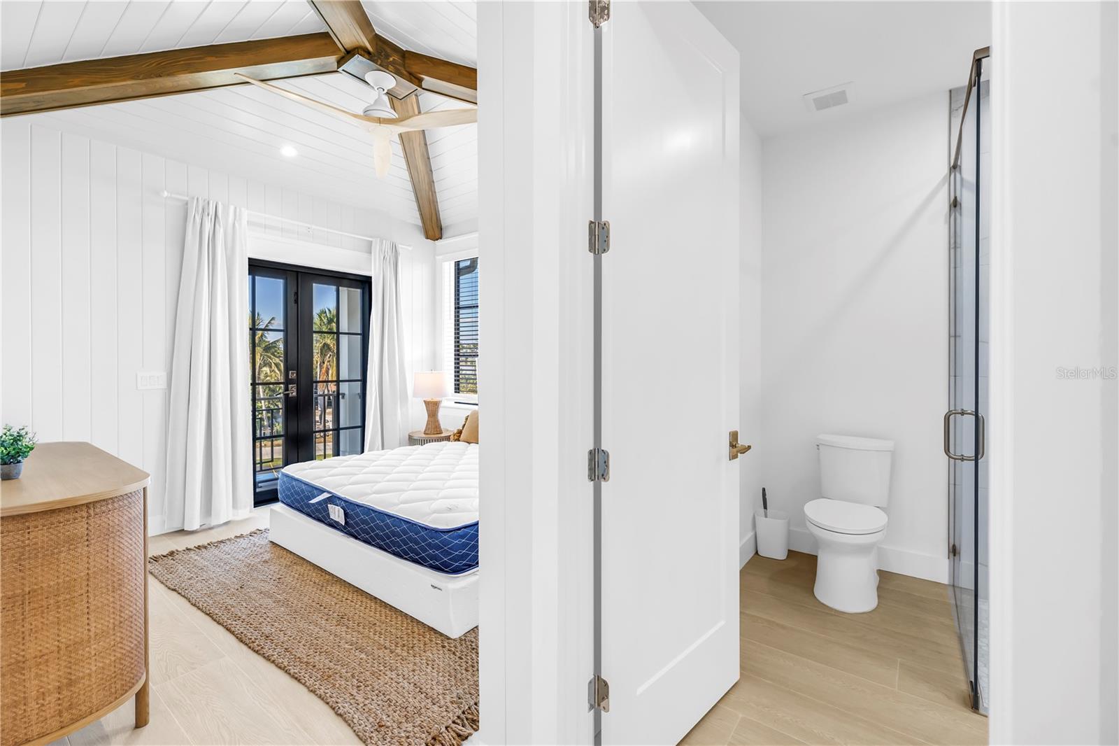 A4670283 Property Photo