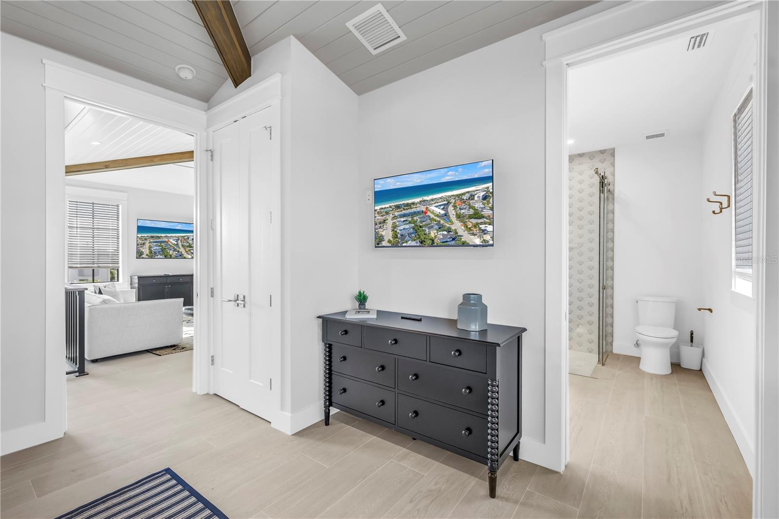 A4670283 Property Photo