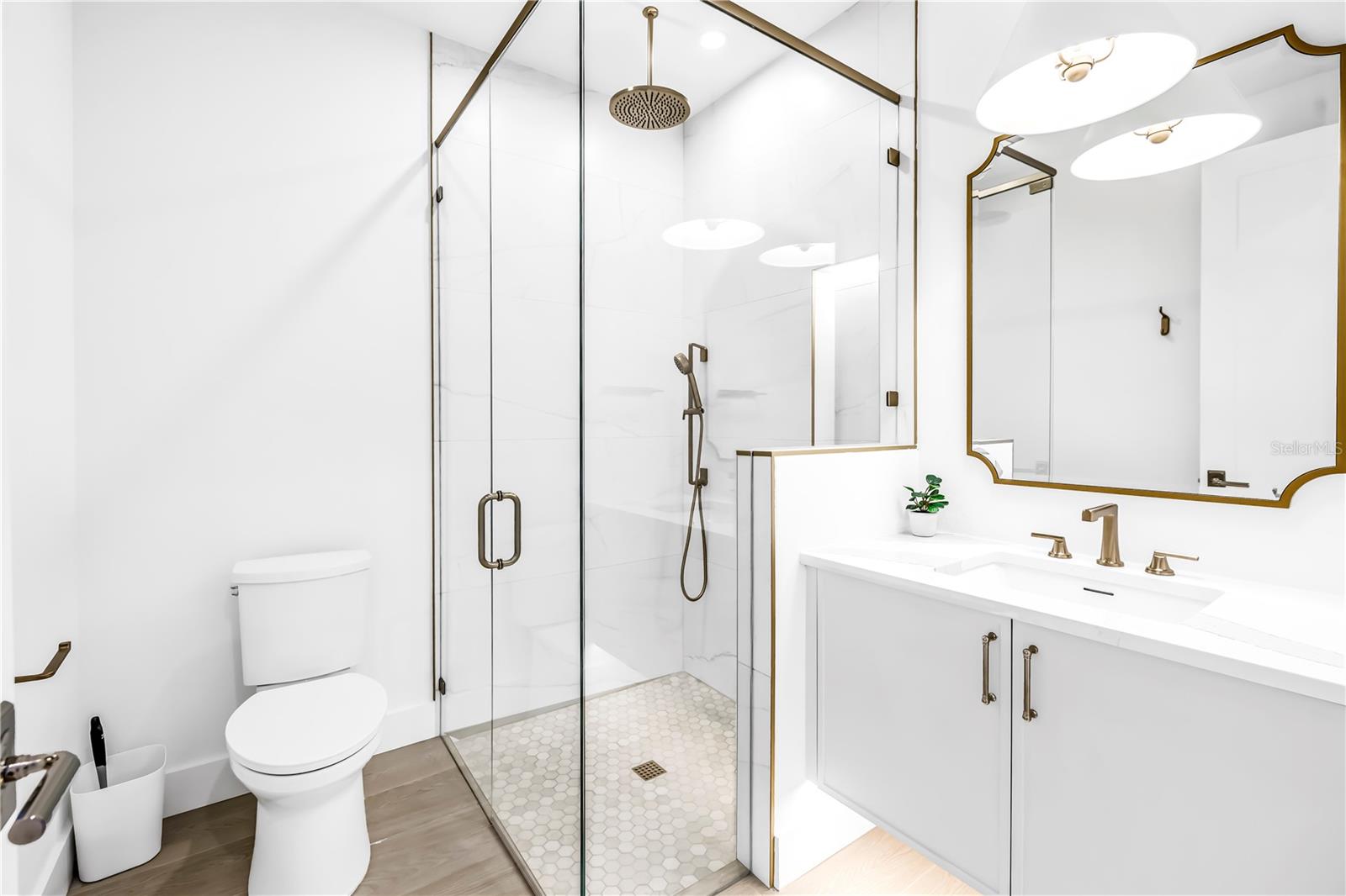 A4670283 Property Photo