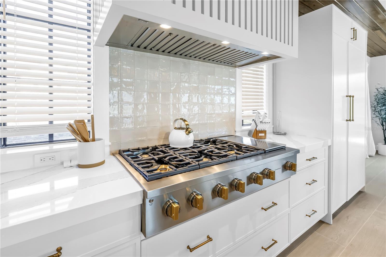 A4670283 Property Photo