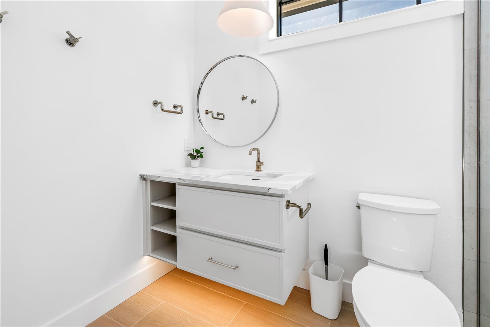 A4670283 Property Photo