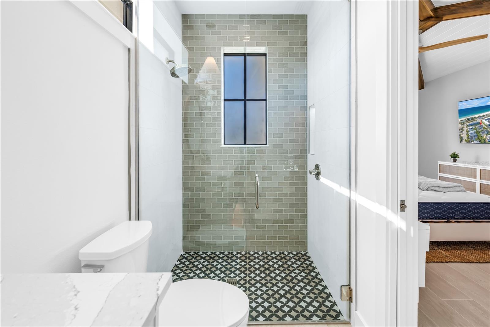 A4670283 Property Photo