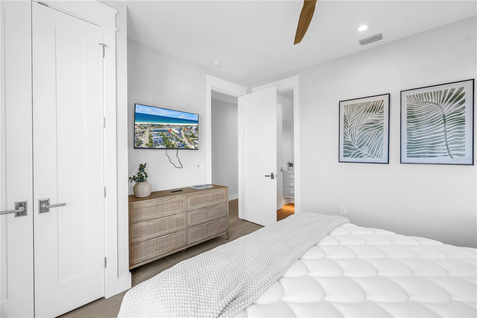 A4670283 Property Photo