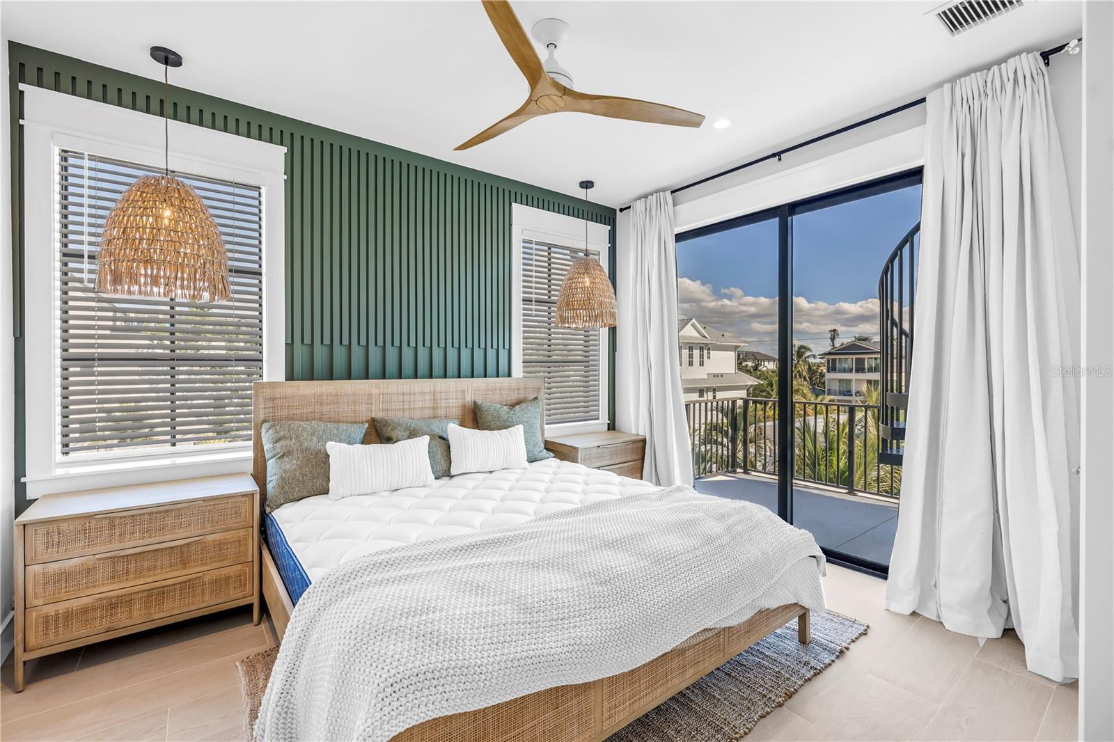 A4670283 Property Photo