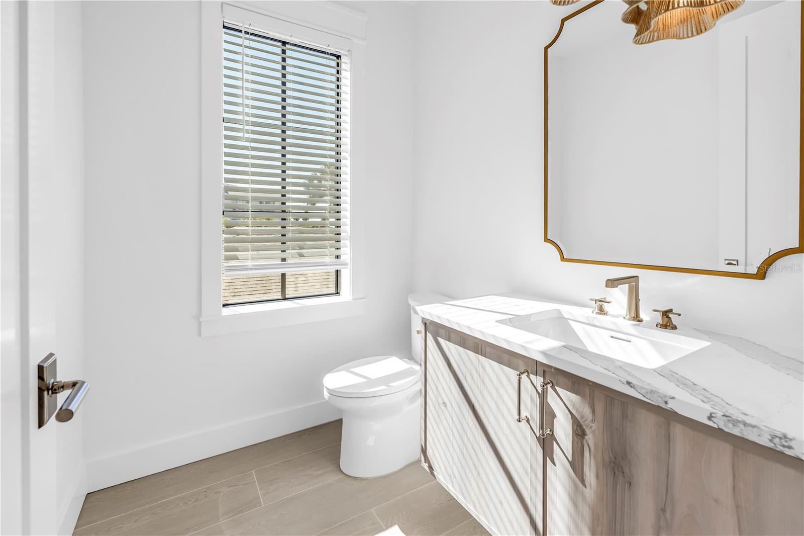 A4670283 Property Photo