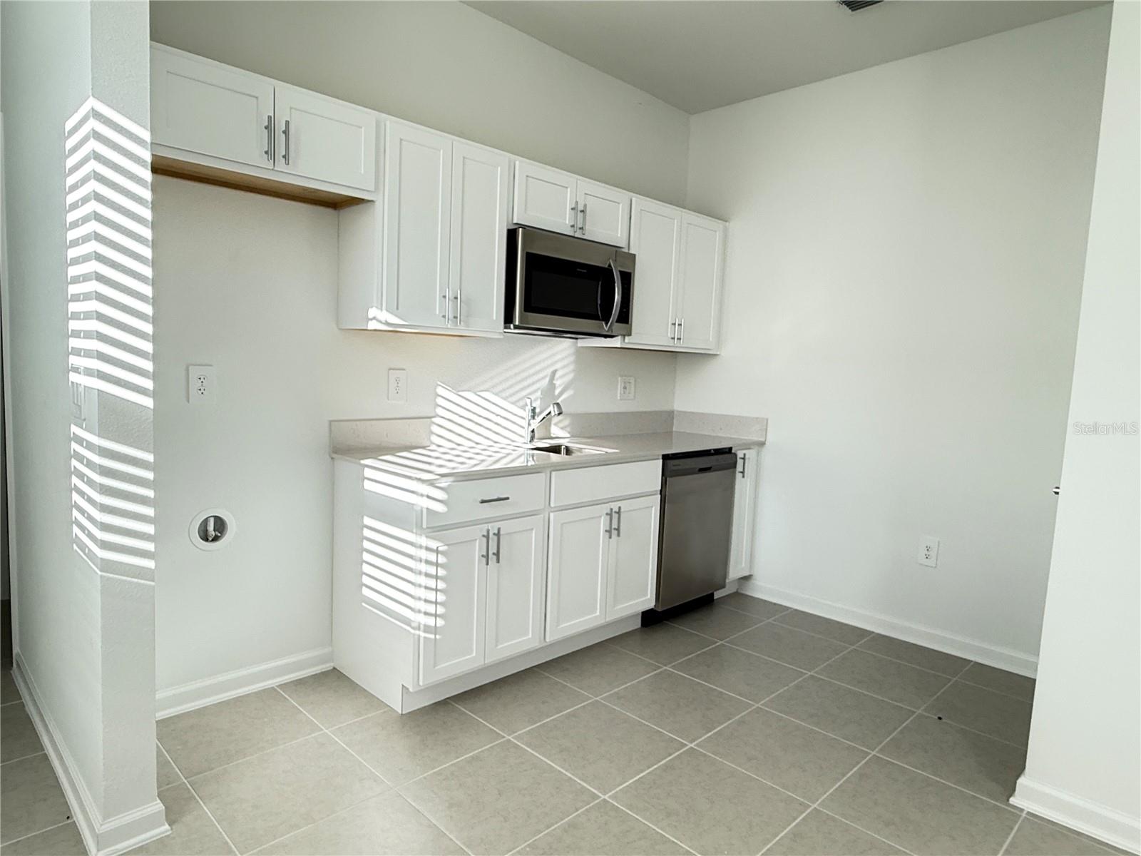 2263 RIDER RAIN LN, APOPKA, FL, 32703