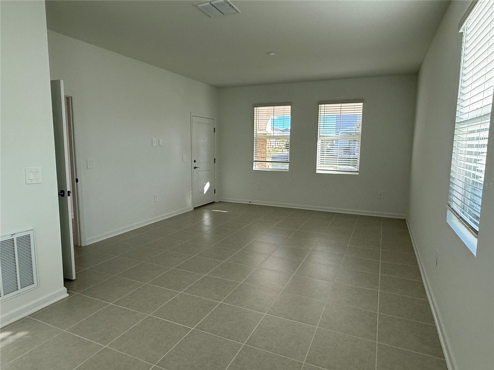 2263 RIDER RAIN LN, APOPKA, FL, 32703