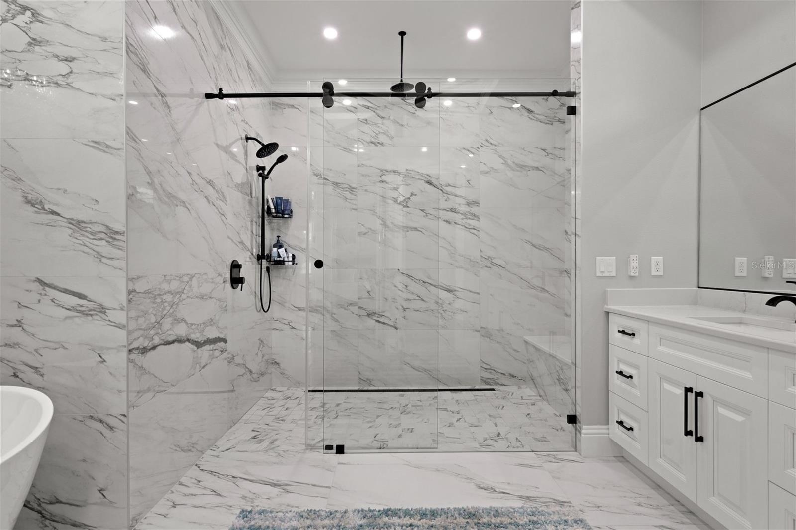 You can fell and see the luxury