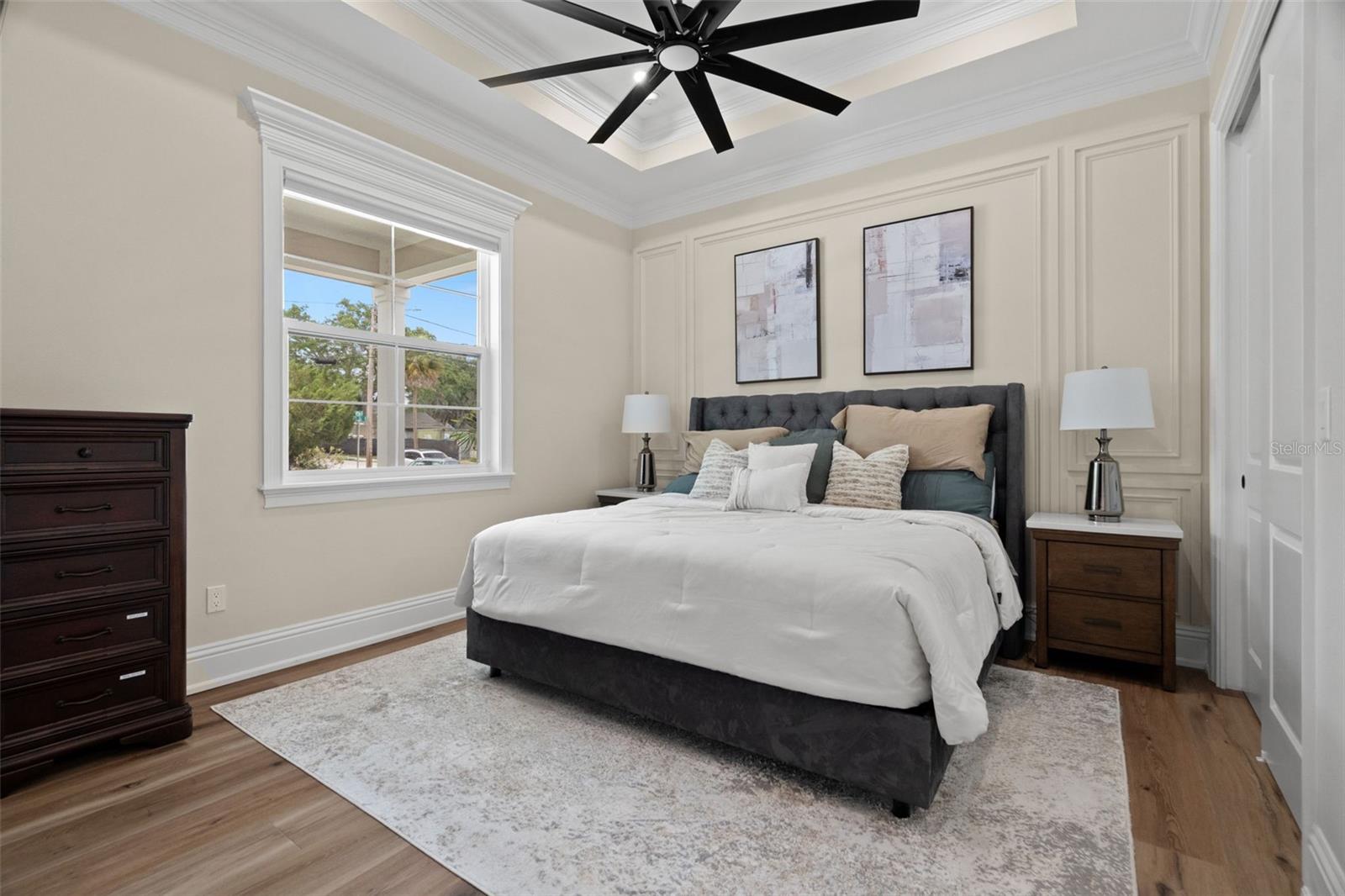 Guest Room with Ensuite Bathroom