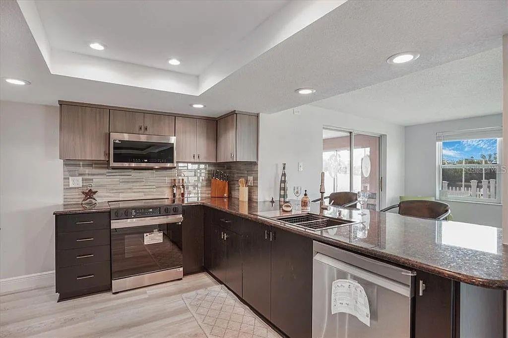 4043 TOPSAIL TRL, NEW PORT RICHEY, FL, 34652