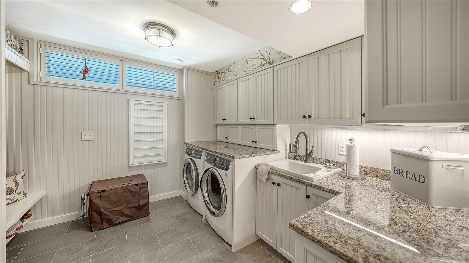 A4670319 Property Photo