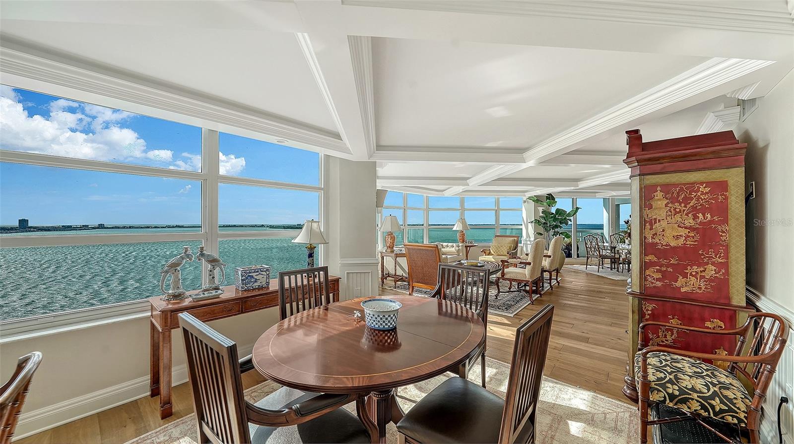 A4670319 Property Photo